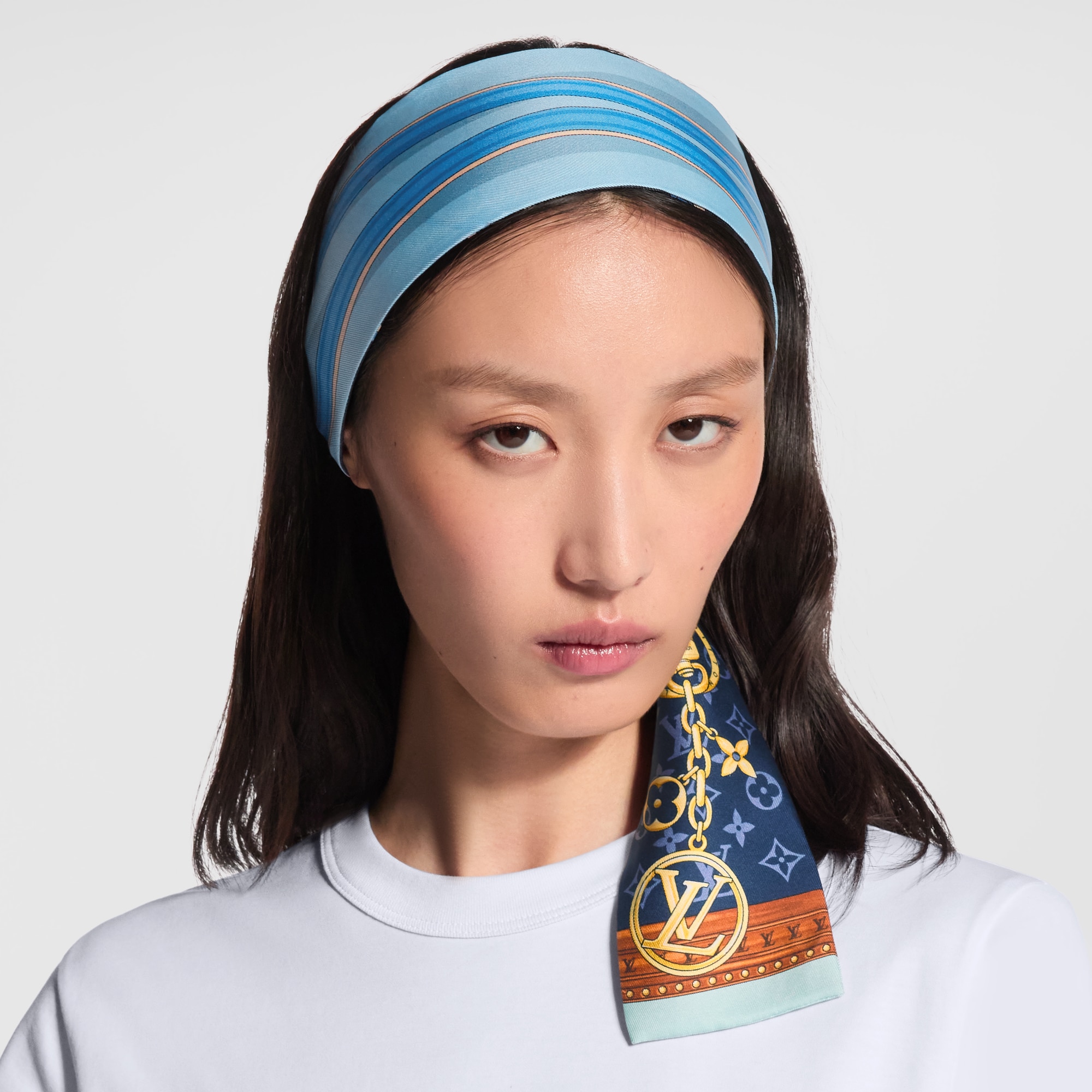 Luxury Women's Silk Scarves and Bandeaus | Louis Vuitton